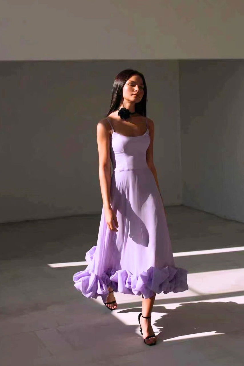 Amelith - Graceful Flowing Dress
