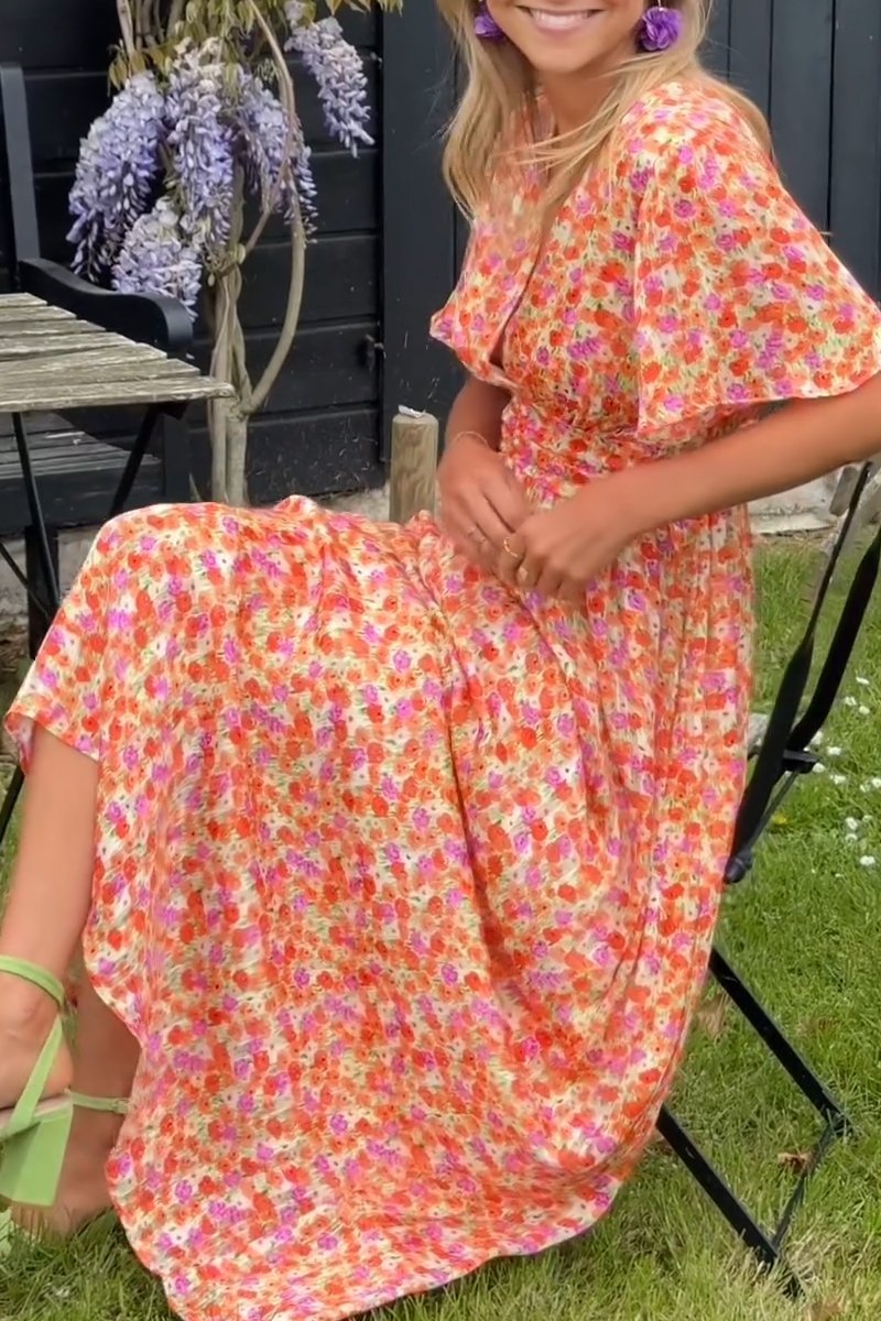 TAHLIRA – ELEGANT V-NECK MAXI DRESS