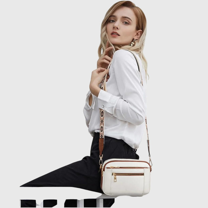 EMELYTHRA – REFINED SHOULDER BAG