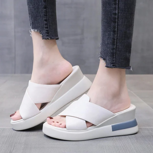 NEEDTOKNIT – FASHION ORTHOPEDIC SANDALS
