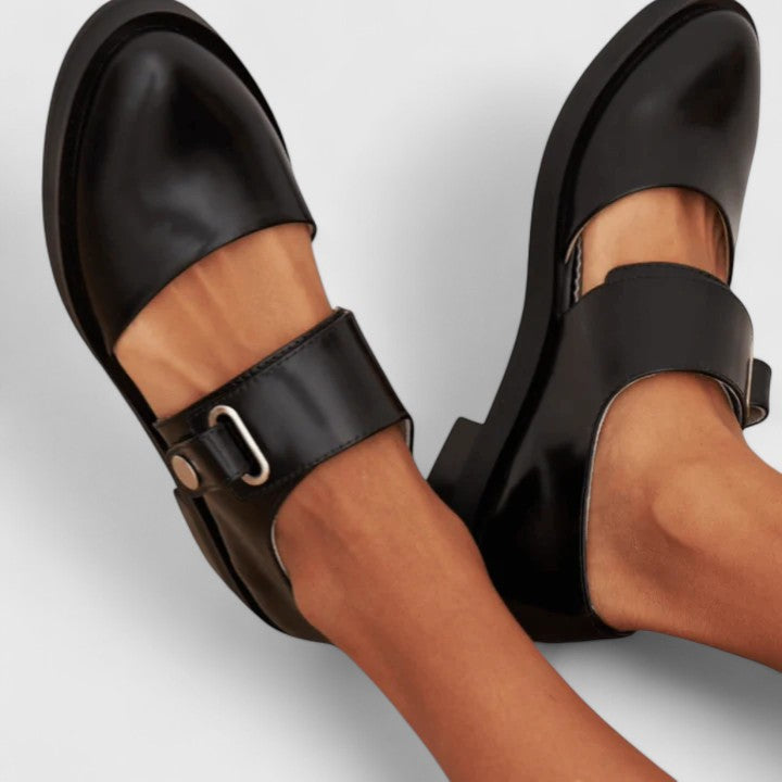 LYRISSE – ELEGANT SHOES WITH RETRO CHARM
