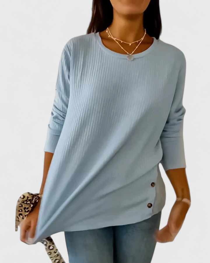 AVENNA – ELEGANT CREW TOP FOR EVERYDAY STYLE