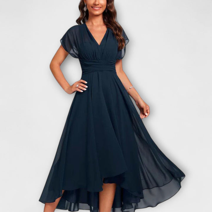 SERELAVYN – FLOWING V-NECK MAXI DRESS