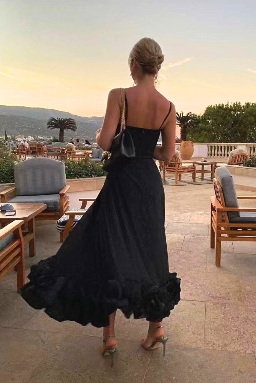 Amelith - Graceful Flowing Dress