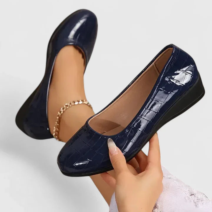 AURENELLEA – ORTHOPEDIC SHOES