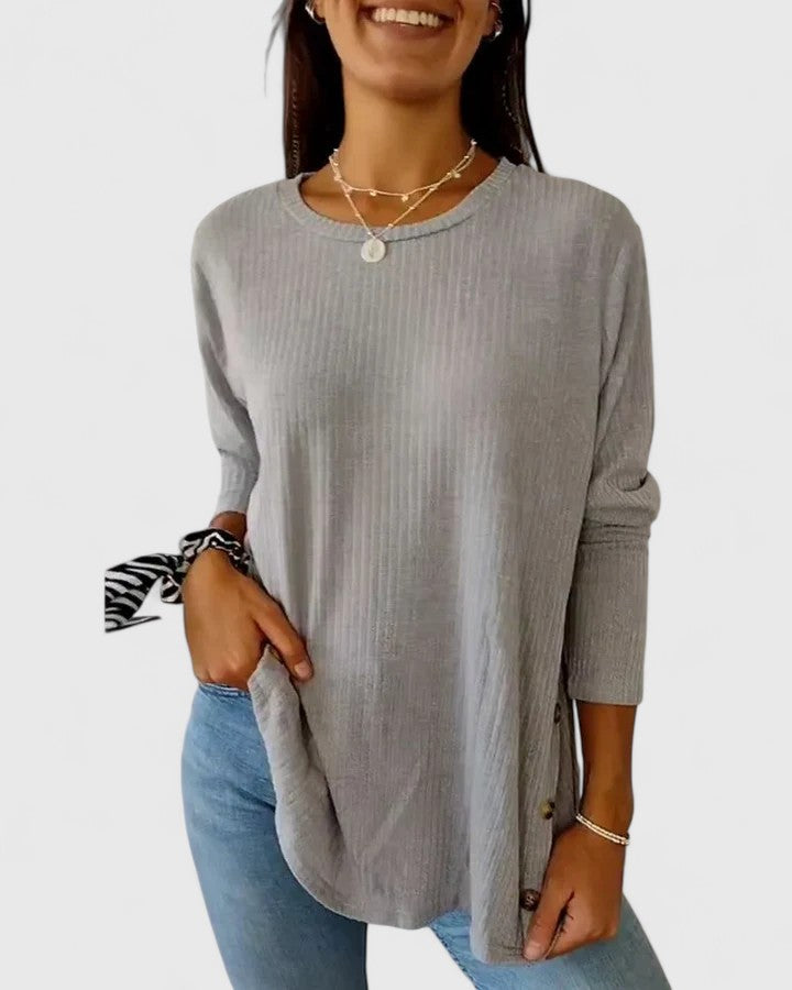 AVENNA – ELEGANT CREW TOP FOR EVERYDAY STYLE