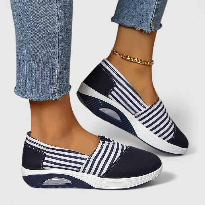 EVELISSEA – ORTHOPEDIC SNEAKERS