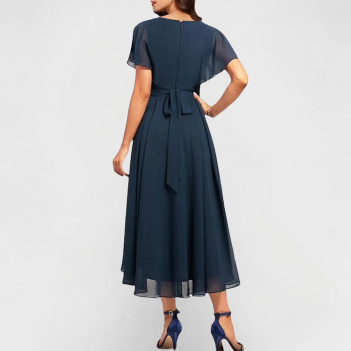 SERELAVYN – FLOWING V-NECK MAXI DRESS