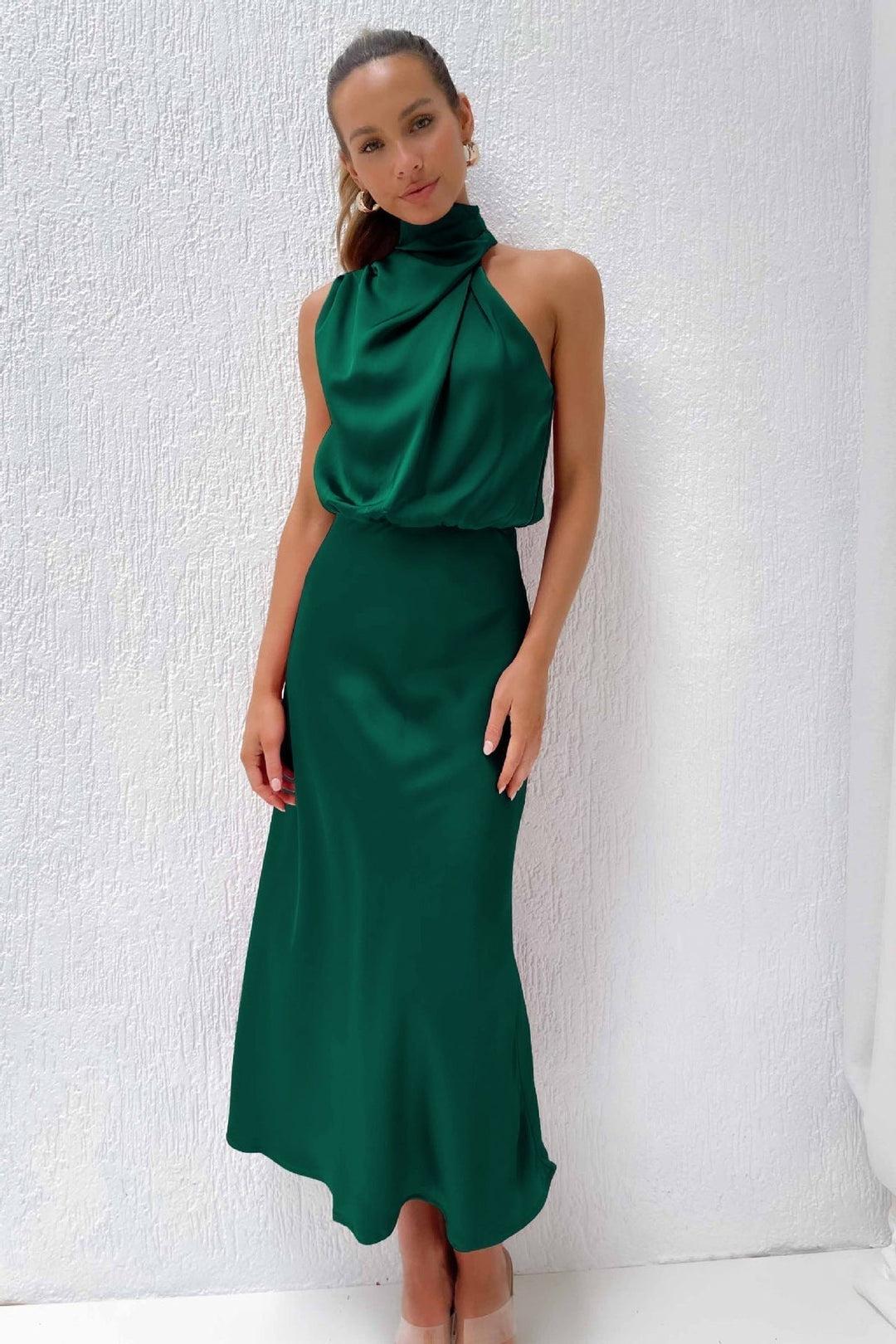BENTHE – MIDI DRESS WITH OFF-THE-SHOULDER DESIGN