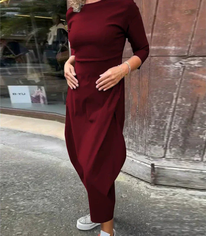 Elizabeth - Timeless Dress with Practical Sophistication