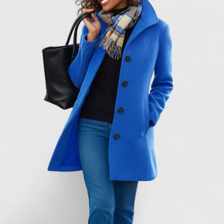 SCARLETHIA – SOPHISTICATED COAT WITH TIMELESS ELEGANCE