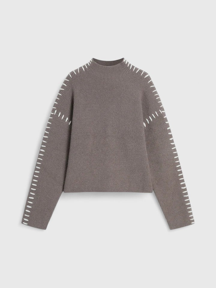 VESARIANNA – COMFORTABLE SWEATER