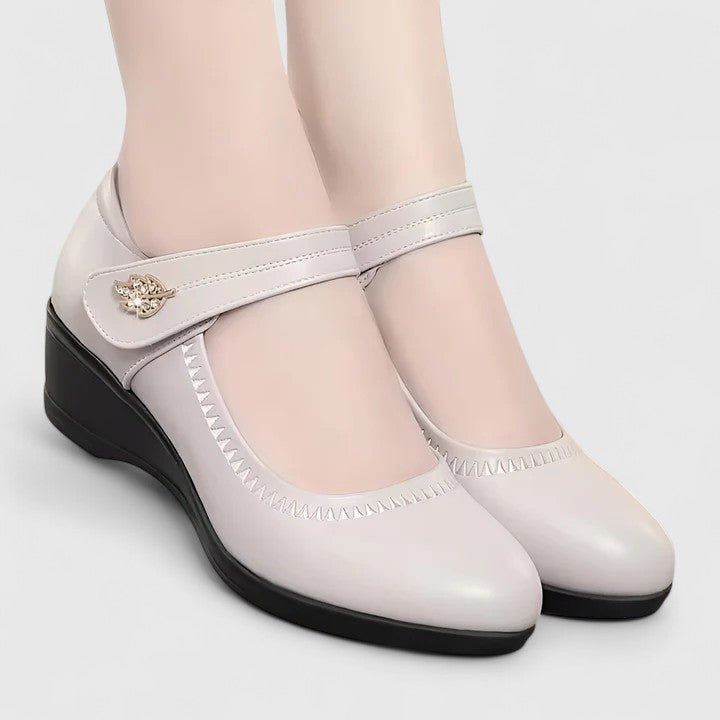 THALIORA – ORTHOPEDIC SHOES