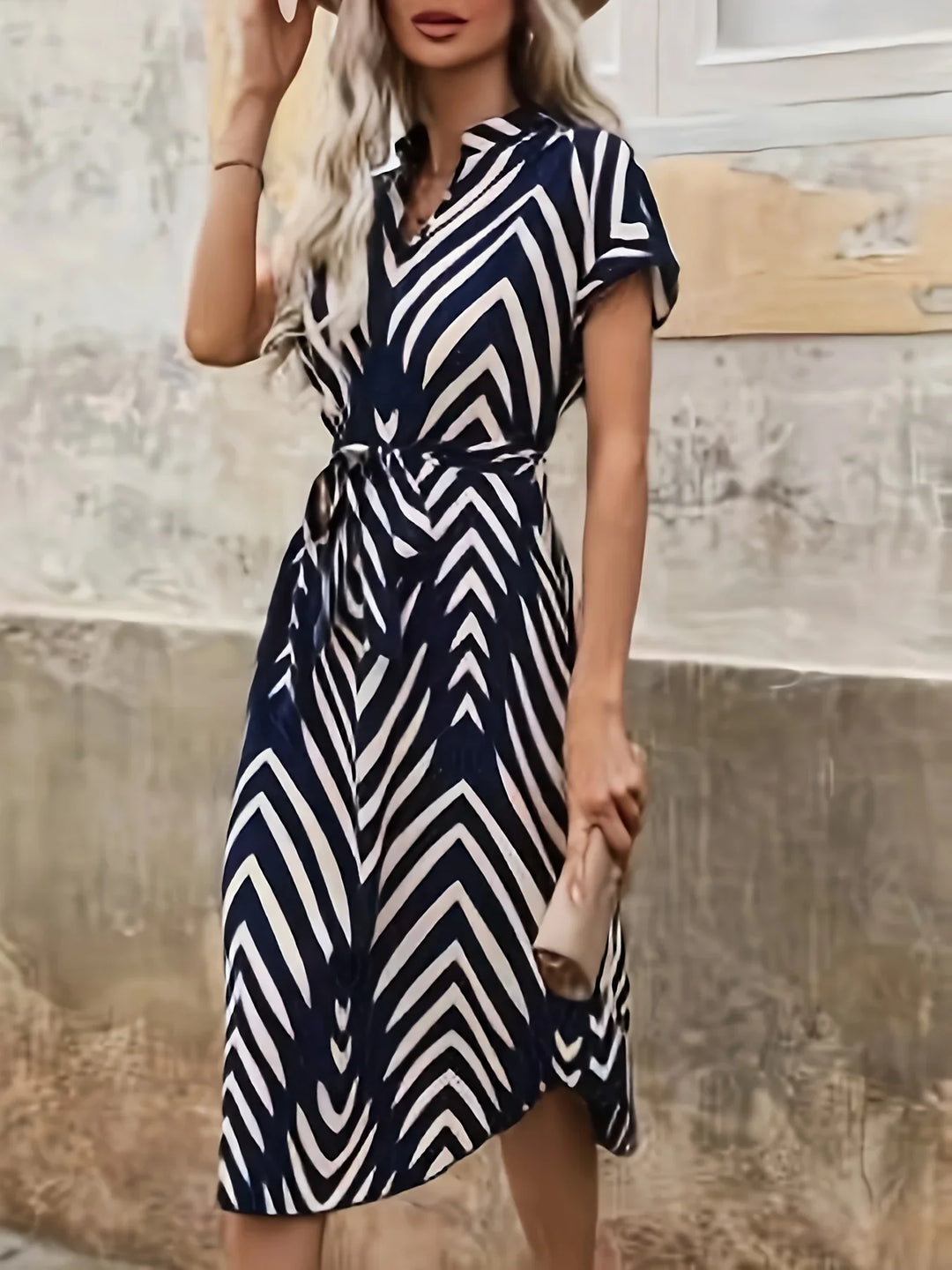 JAEFLORA – GEOMETRIC PATTERN DRESS WITH WAIST KNOT