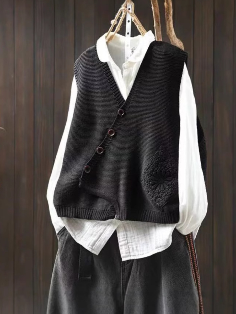 EVELIRAEN – THE ELOWYN KNIT VEST