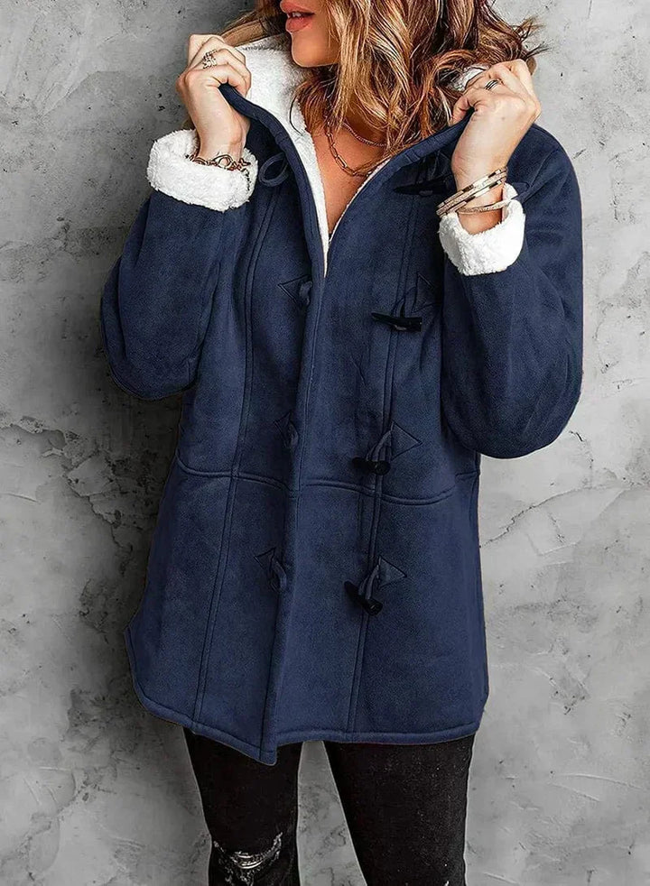CHARLOTTE COAT – WINTER ELEGANCE REDEFINED