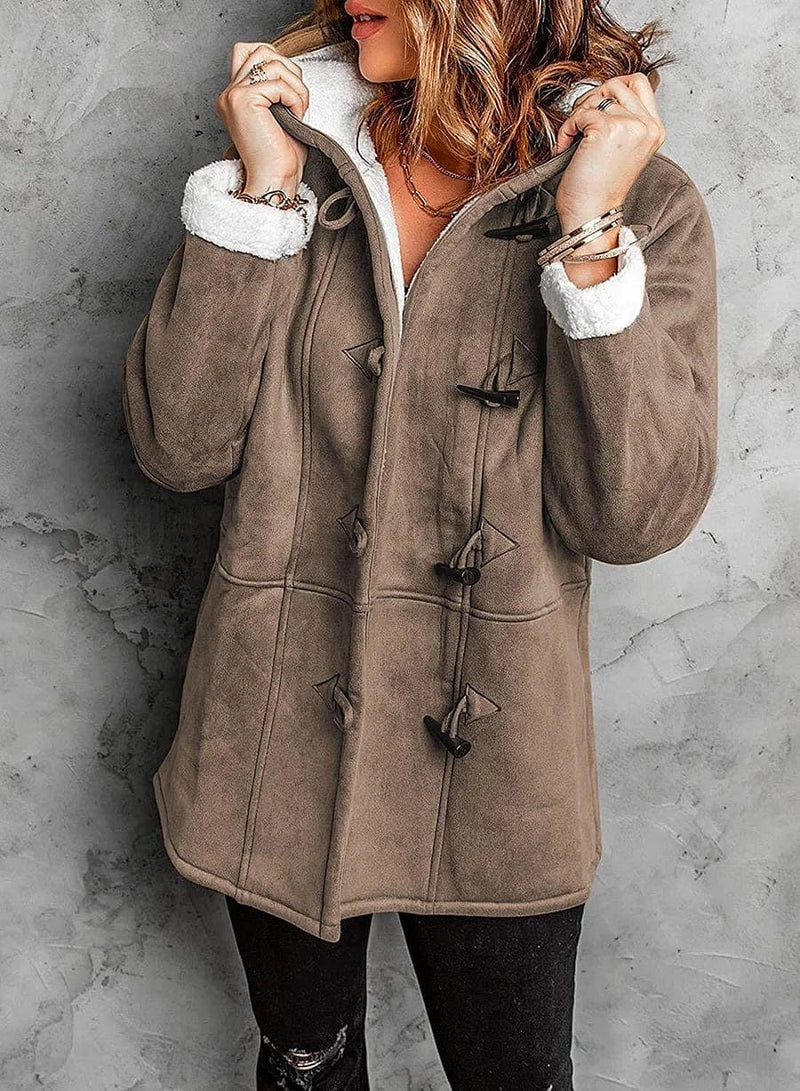 CHARLOTTE COAT – WINTER ELEGANCE REDEFINED