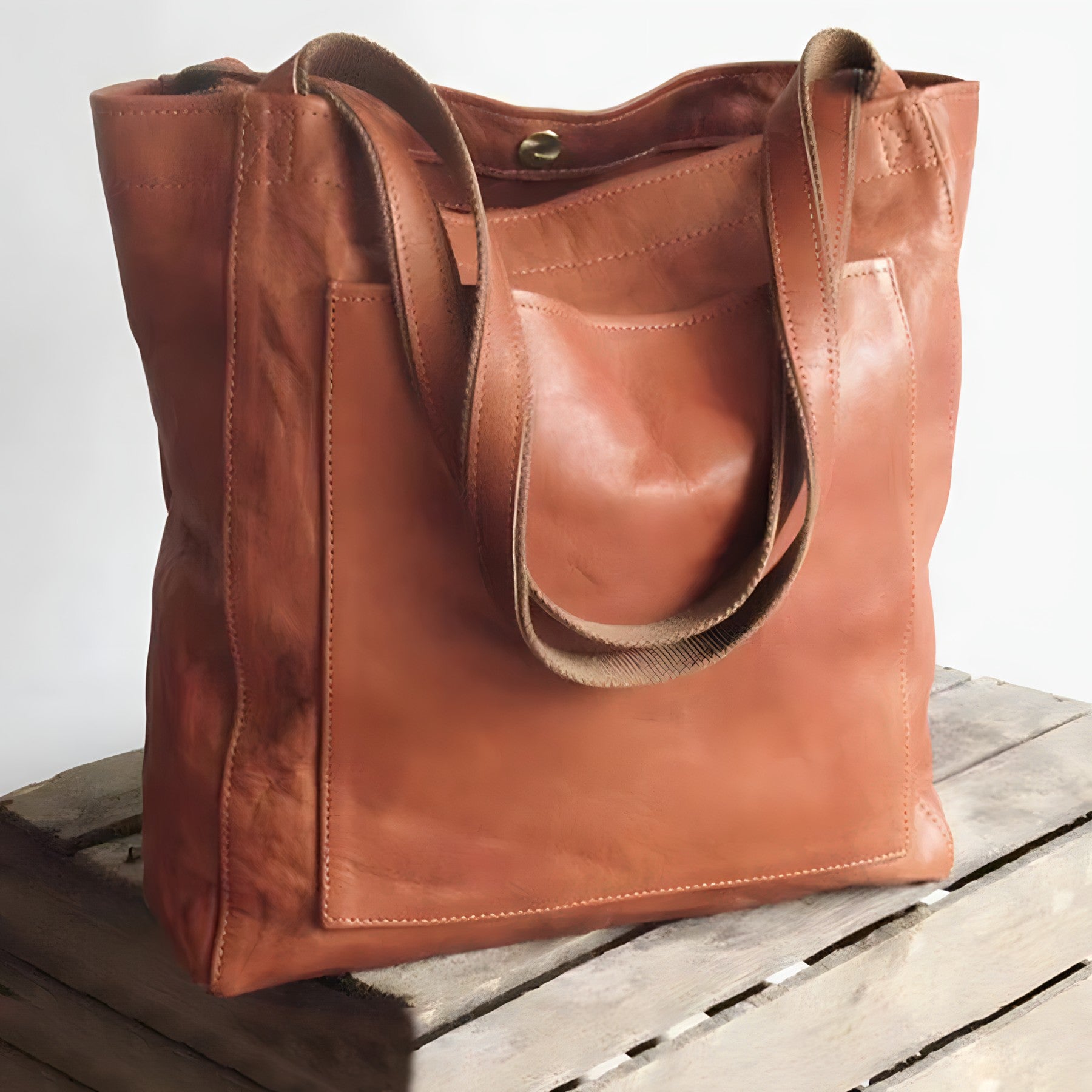 Aria -  Modern Chic Stylish Bag