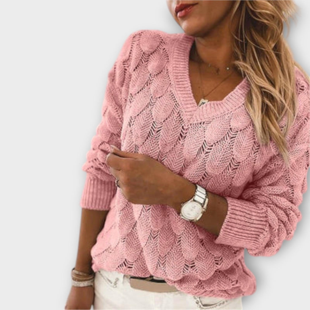 ISELYNDRA – PULLOVER WITH V-NECK